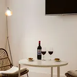 파이브 스타스 아파트먼트 콤브로 77 * 리스본