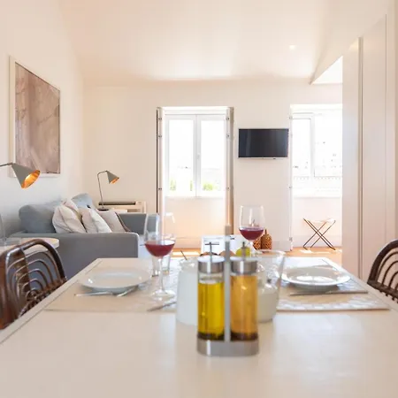 Five Stars Combro 77 Apartamento