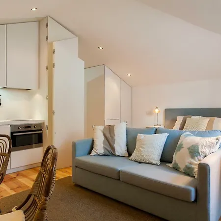 Five Stars Combro 77 Lisboa