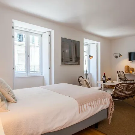 Appartement Five Stars Combro 77 *
