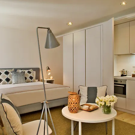 Apartamento Five Stars Combro 77 *