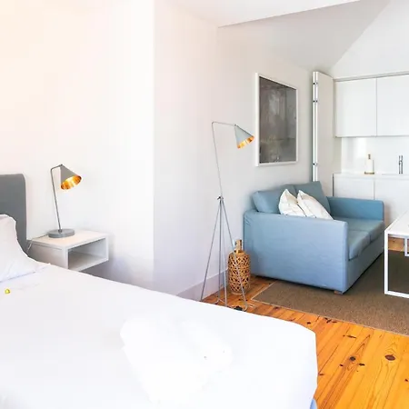 Apartment Five Stars Combro 77 *