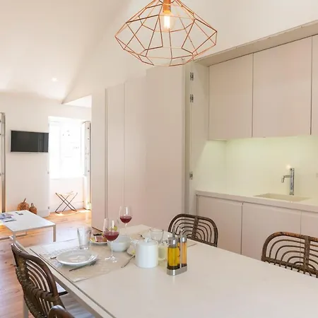 Five Stars Combro 77 * Lizbona